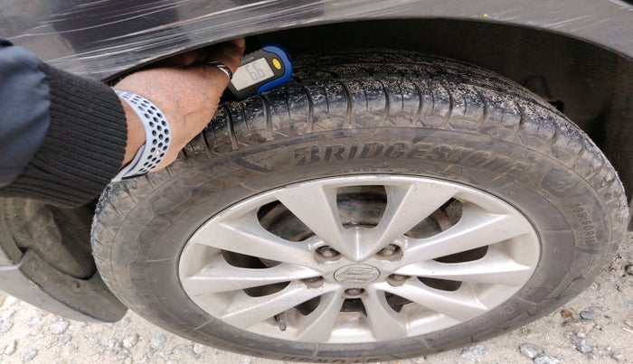 2014 Maruti Ertiga ZDI, Diesel, Manual, 1,34,796 km, tyre