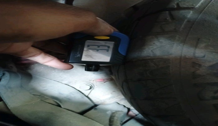 2014 Maruti Wagon R 1.0 LXI CNG, Petrol, Manual, 62,437 km, tyre