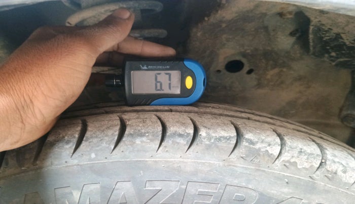 2014 Maruti Wagon R 1.0 LXI CNG, Petrol, Manual, 62,437 km, tyre