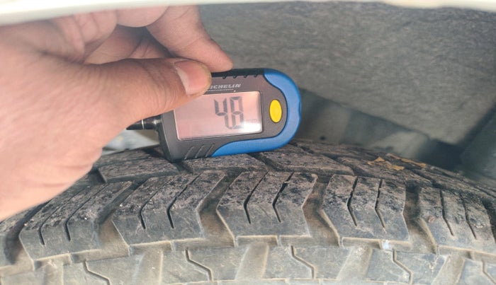 2012 Hyundai Eon D-LITE + LPG, Petrol, Manual, 74,451 km, tyre