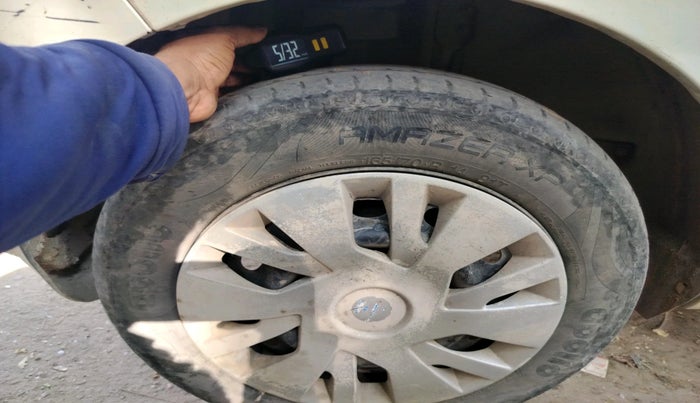 2016 Tata Tiago XT PETROL, Petrol, Manual, 1,18,151 km, tyre