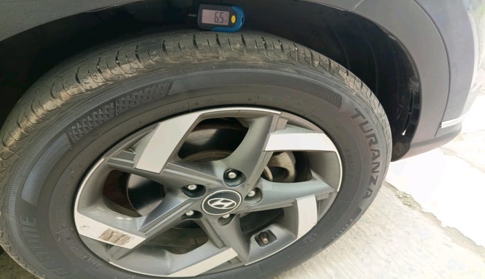 2021 Hyundai VENUE SX PLUS 1.0 TURBO DCT, Petrol, Automatic, 55,735 km, tyre