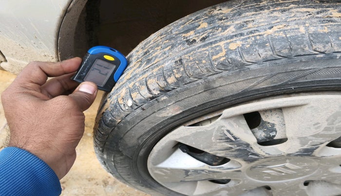 2014 Maruti Alto K10 VXI, Petrol, Manual, 86,193 km, tyre