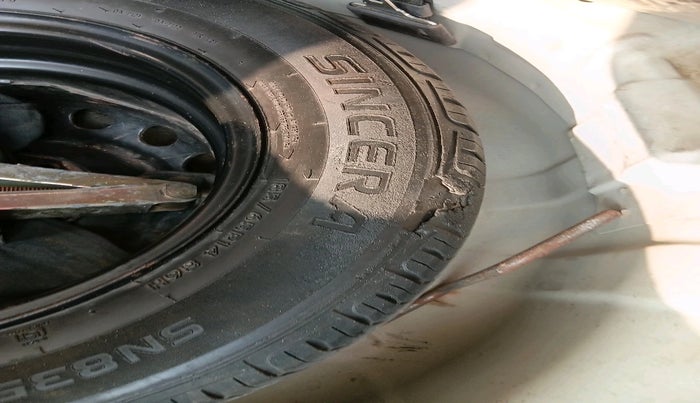 2011 Hyundai i20 SPORTZ 1.2, Petrol, Manual, 1,10,237 km, tyre