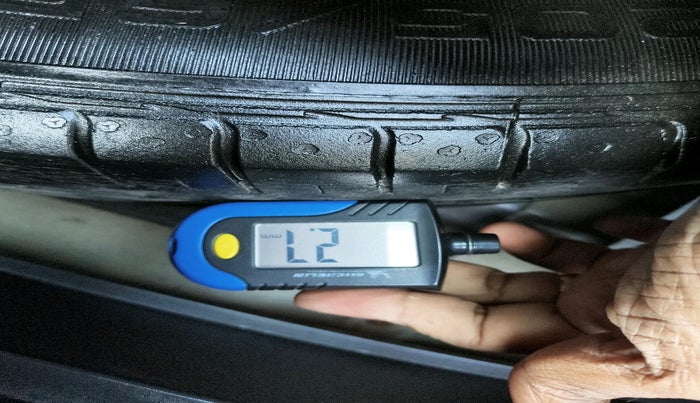 2018 Hyundai Creta E PLUS 1.6 PETROL, Petrol, Manual, 67,933 km, tyre