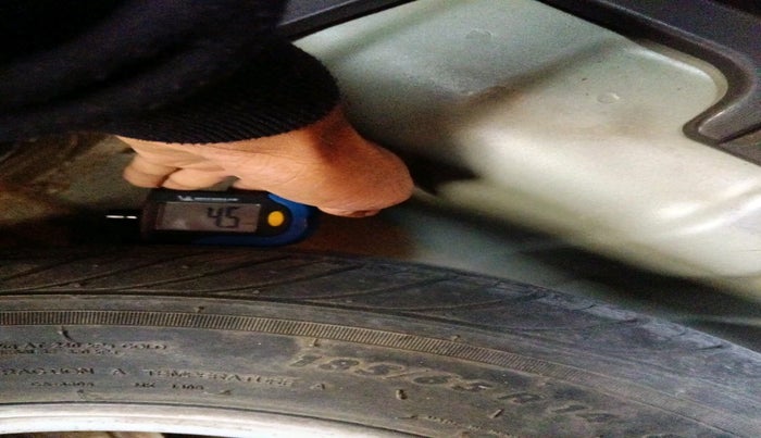 2010 Hyundai i20 SPORTZ 1.2, Petrol, Manual, 37,328 km, tyre