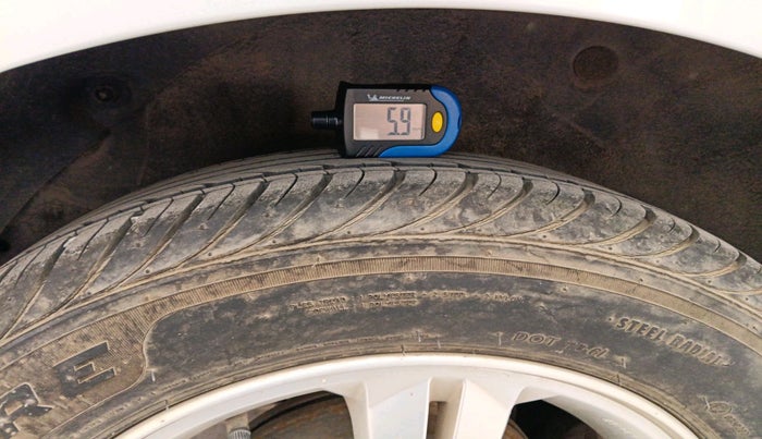 2010 Hyundai i20 SPORTZ 1.2, Petrol, Manual, 37,328 km, tyre