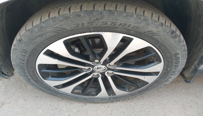 2021 MG HECTOR SHARP 2.0 DIESEL, Diesel, Manual, 37,356 km, tyre