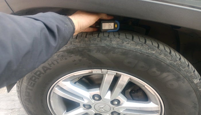 2023 Mahindra BOLERO NEO N10 R, Diesel, Manual, 48,715 km, tyre