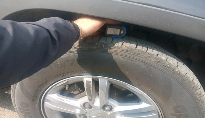 2023 Mahindra BOLERO NEO N10 R, Diesel, Manual, 48,715 km, tyre