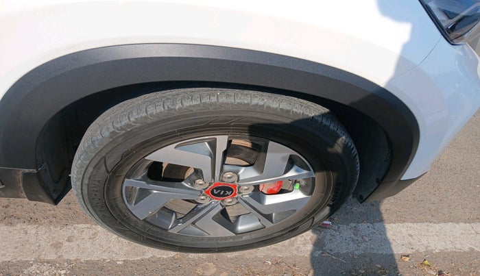 2021 KIA SONET GTX PLUS 1.0 DCT, Petrol, Automatic, 50,758 km, tyre