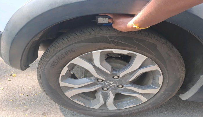 2017 Honda WR-V 1.2L I-VTEC VX MT, Petrol, Manual, 43,644 km, tyre