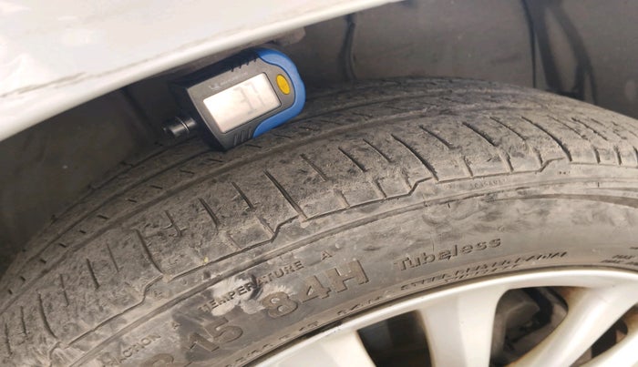 2011 Toyota Etios VX, Petrol, Manual, 89,913 km, tyre