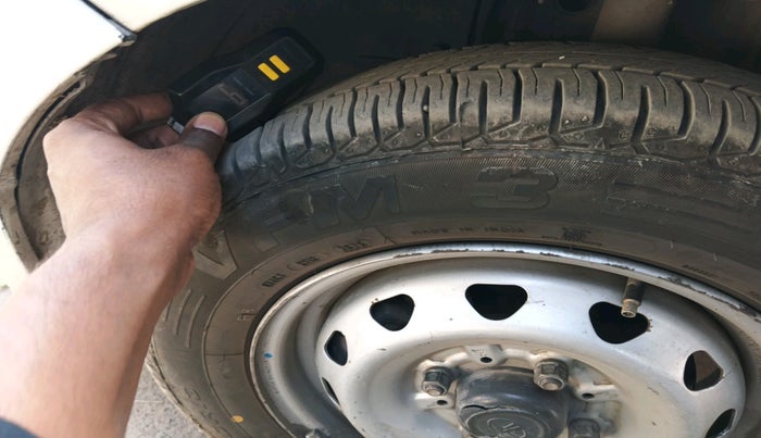 2016 Tata Tiago XE DIESEL, Diesel, Manual, 2,02,759 km, tyre