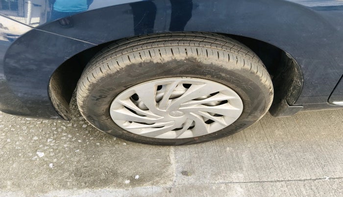 2025 Maruti Baleno SIGMA PETROL 1.2, Petrol, Manual, 375 km, tyre