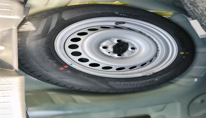 2025 Maruti Baleno SIGMA PETROL 1.2, Petrol, Manual, 375 km, tyre