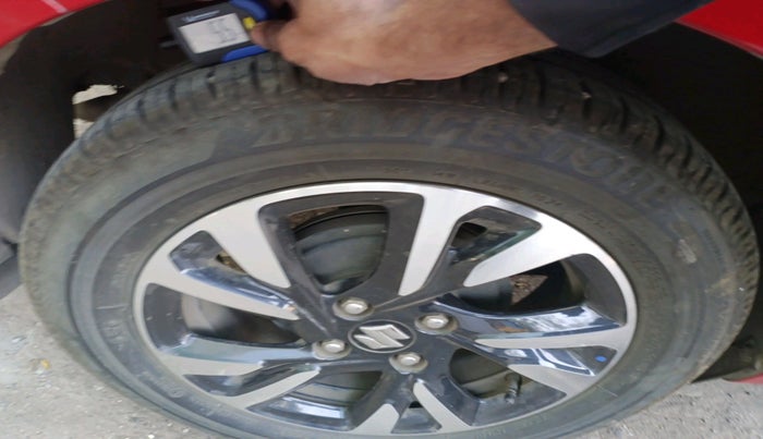 2024 Maruti Swift ZXi Plus Dual Tone AMT, Petrol, Automatic, 26,990 km, tyre