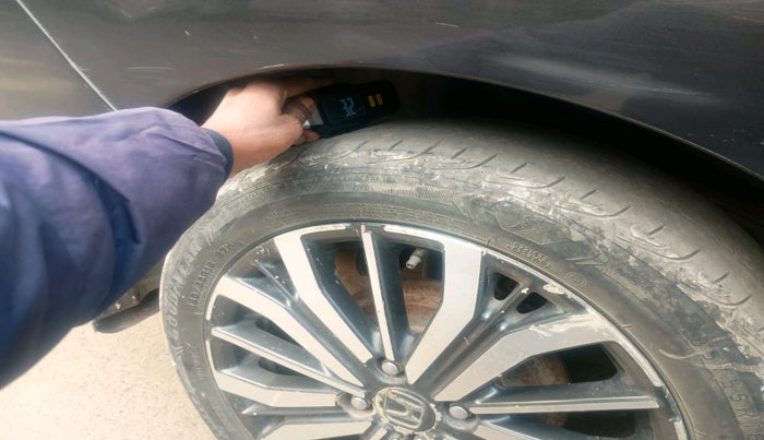 2017 Honda City 1.5L I-VTEC V MT, Petrol, Manual, 1,05,873 km, tyre