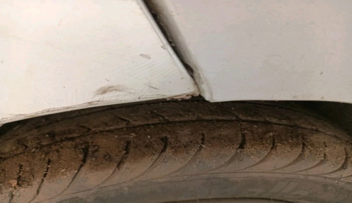 2013 Hyundai Santro Xing GL (CNG), Petrol, Manual, 98,917 km, tyre