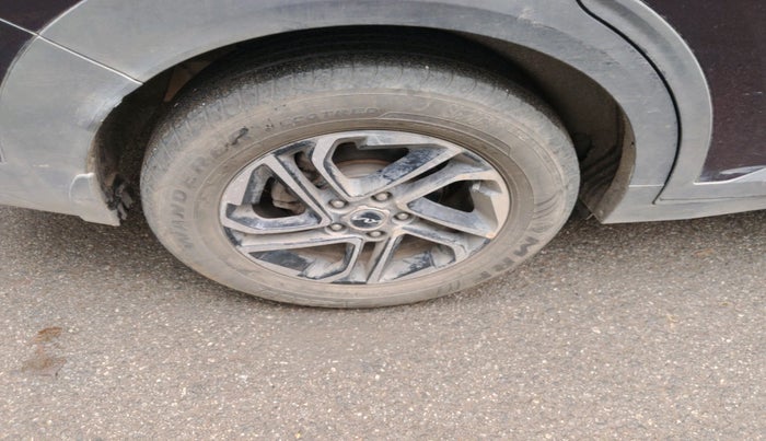 2022 KIA CARENS LUXURY PLUS 1.5 DIESEL AT 6 STR, Diesel, Automatic, 32,665 km, tyre