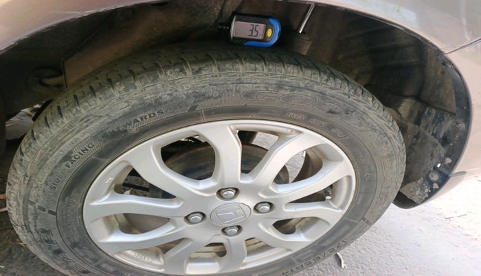 2013 Honda Amaze 1.2L I-VTEC VX, Petrol, Manual, 53,132 km, tyre