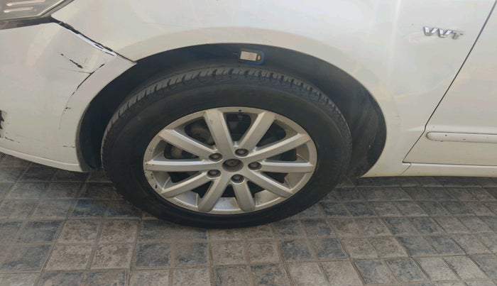 2013 Maruti SX4 ZXI OPT, Petrol, Manual, 88,564 km, tyre