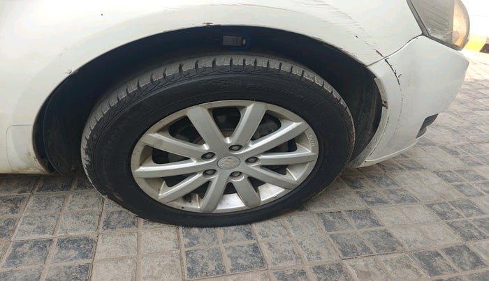 2013 Maruti SX4 ZXI OPT, Petrol, Manual, 88,564 km, tyre