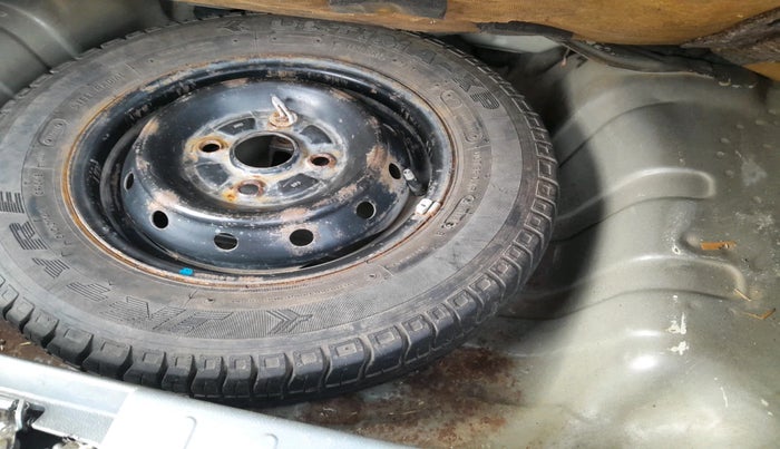 2014 Maruti Alto 800 LXI, Petrol, Manual, 28,368 km, tyre