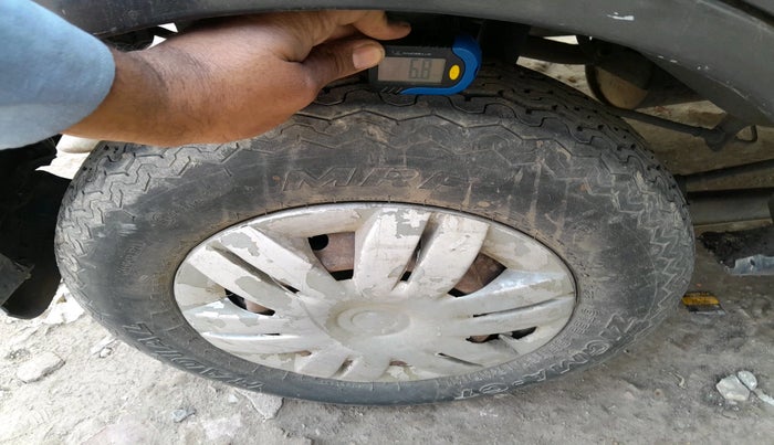 2014 Maruti Alto 800 LXI, Petrol, Manual, 28,368 km, tyre