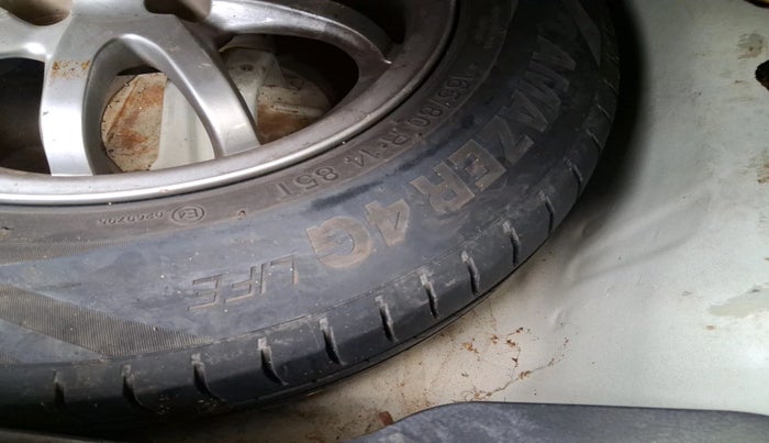 2012 Maruti Swift Dzire VDI, Diesel, Manual, 1,53,332 km, tyre