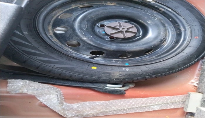 2018 Maruti IGNIS DELTA 1.2, Petrol, Manual, 15,326 km, tyre