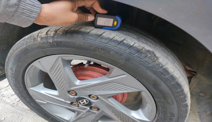 2019 Hyundai Elite i20 MAGNA PLUS 1.2, Petrol, Manual, 61,254 km, tyre