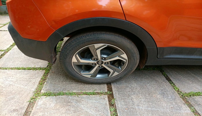 2018 Hyundai Creta SX 1.6 DIESEL DUAL TONE, Diesel, Manual, 59,163 km, tyre