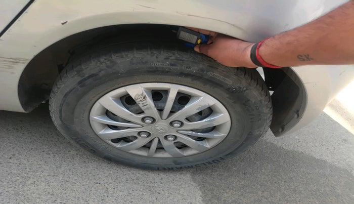 2013 Hyundai i10 MAGNA 1.1, Petrol, Manual, 66,407 km, tyre