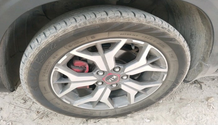 2020 KIA SELTOS GTX PLUS DCT 1.4 PETROL, Petrol, Automatic, 1,51,563 km, tyre