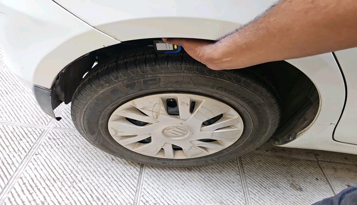 2012 Maruti Swift VXI, Petrol, Manual, 48,120 km, tyre