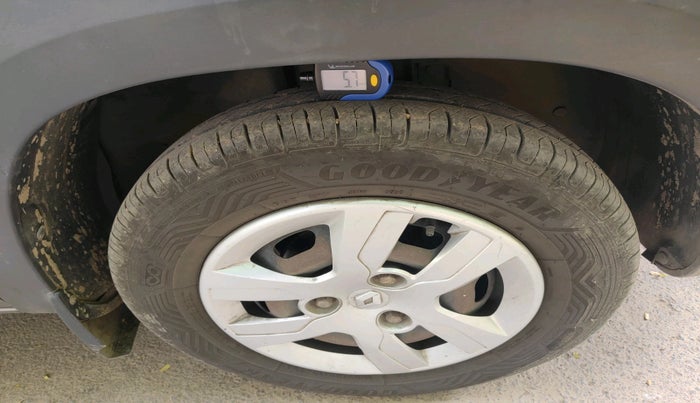 2017 Renault Kwid RXL 1.0, Petrol, Manual, 78,350 km, tyre