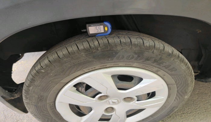 2017 Renault Kwid RXL 1.0, Petrol, Manual, 78,350 km, tyre