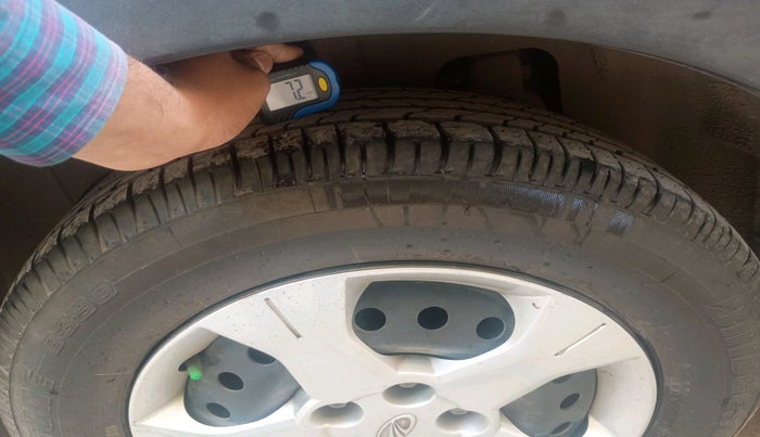 2021 Mahindra XUV300 W6 1.2 PETROL AMT, Petrol, Automatic, 67,534 km, tyre