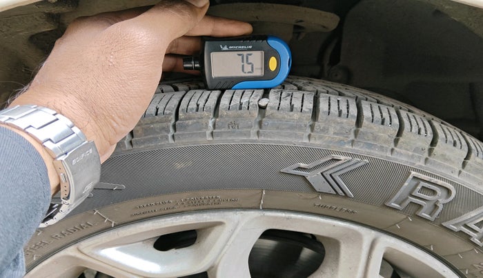 2017 Ford Ecosport TITANIUM 1.5L DIESEL, Diesel, Manual, 1,00,982 km, tyre