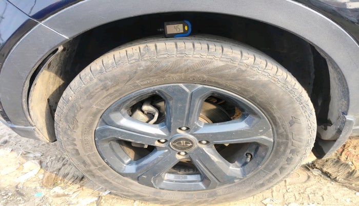 2023 Tata NEXON XZ PLUS PETROL SUNROOF DARK EDITION, Petrol, Manual, 82,218 km, tyre