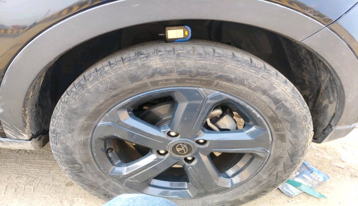 2023 Tata NEXON XZ PLUS PETROL SUNROOF DARK EDITION, Petrol, Manual, 82,218 km, tyre