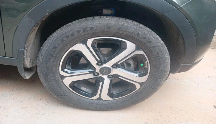 2022 Tata NEXON XZ PLUS PETROL, Petrol, Manual, 51,419 km, tyre