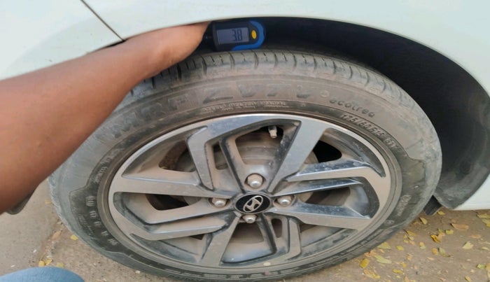 2020 Hyundai GRAND I10 NIOS ASTA AMT 1.2 KAPPA VTVT, Petrol, Automatic, 20,289 km, tyre