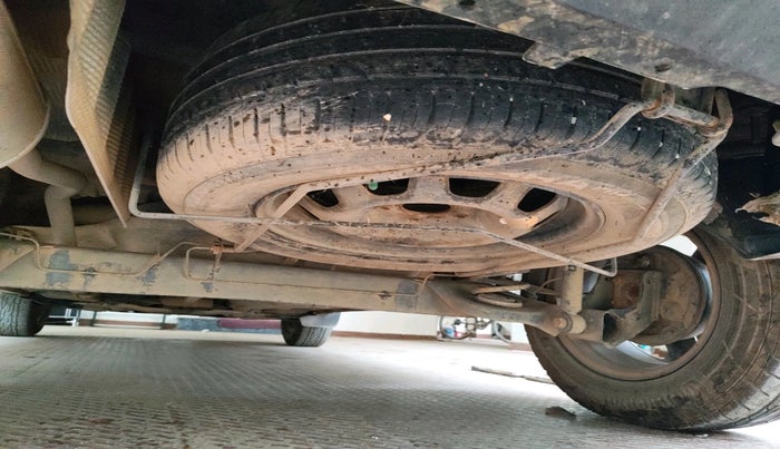 2014 Renault Duster 85 PS RXL DIESEL, Diesel, Manual, 1,13,591 km, tyre