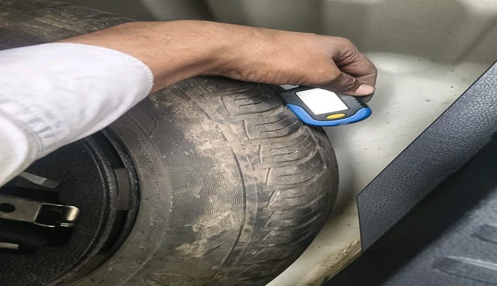 2016 Maruti Vitara Brezza VDI, Diesel, Manual, 90,917 km, tyre