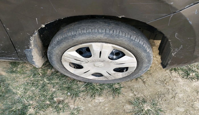 2015 Maruti Wagon R 1.0 VXI, Petrol, Manual, 91,316 km, tyre