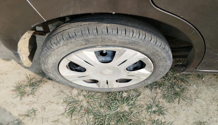 2015 Maruti Wagon R 1.0 VXI, Petrol, Manual, 91,316 km, tyre