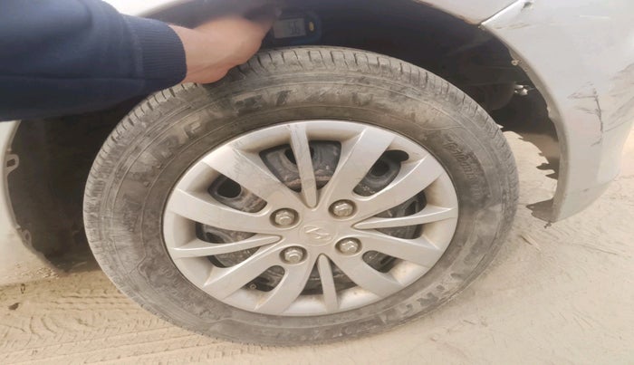 2013 Hyundai i10 MAGNA 1.2, Petrol, Manual, 25,647 km, tyre