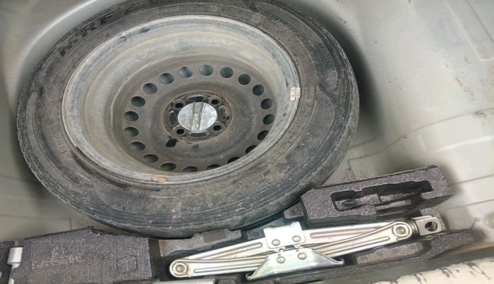 2015 Honda Amaze 1.2L I-VTEC S, Petrol, Manual, 27,996 km, tyre